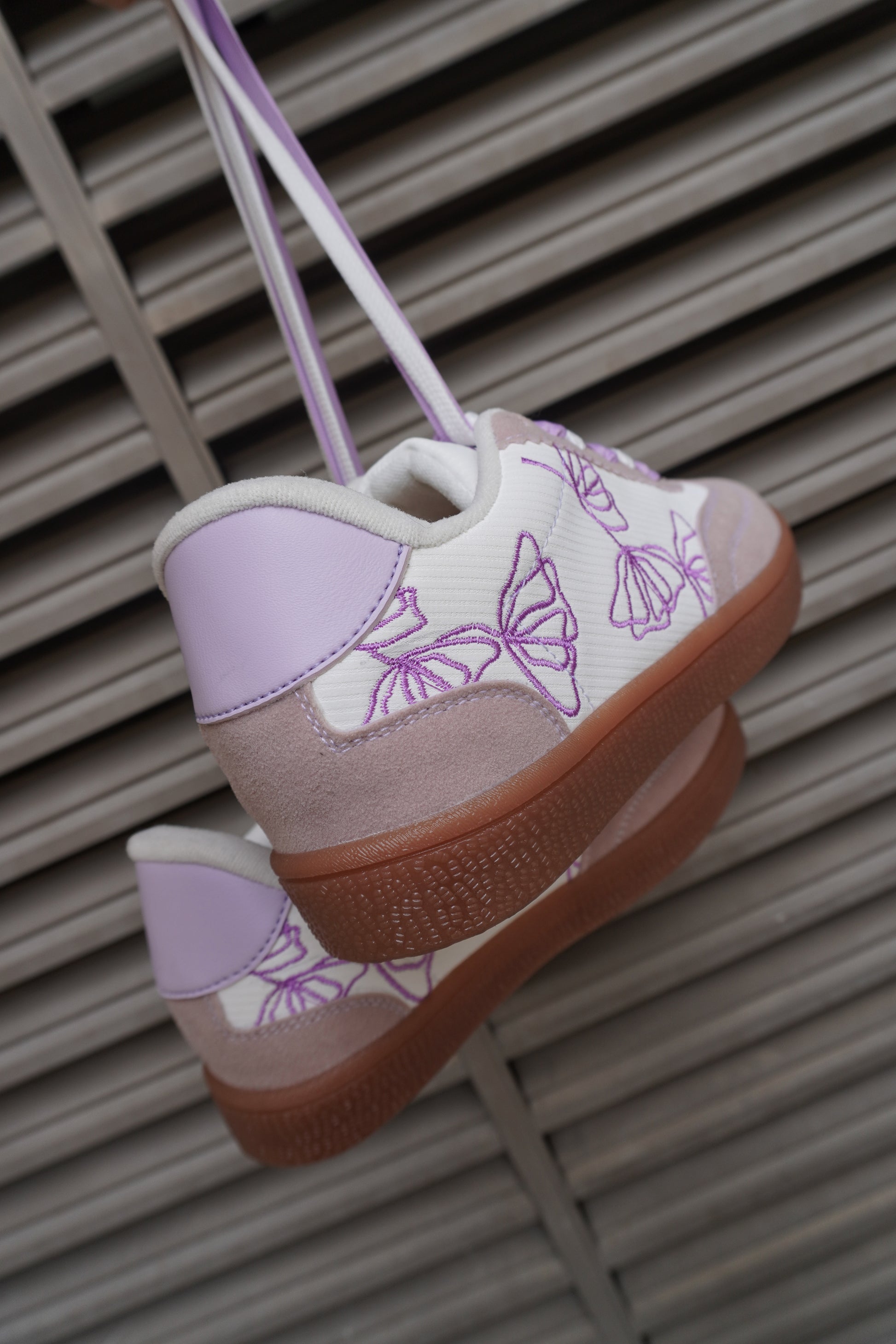 Tenis Ruth